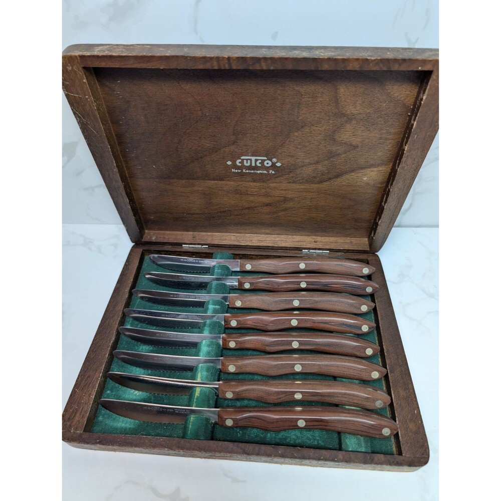 Cutco 8 Pc Steak Knife Set Model 1059 Wood Handles w/ Wood Case